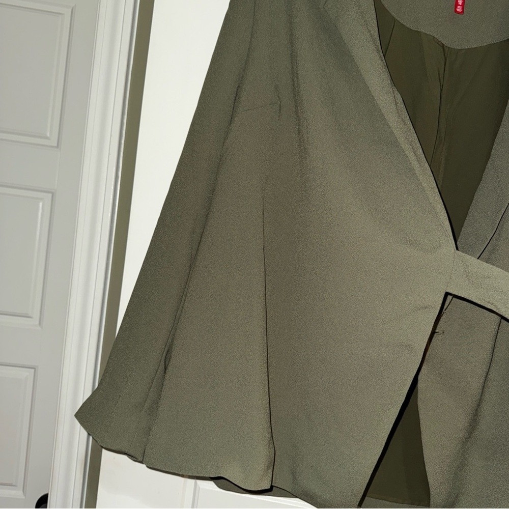 SPANX Olive Green blazer work career outfit professional - Picture 4 of 7